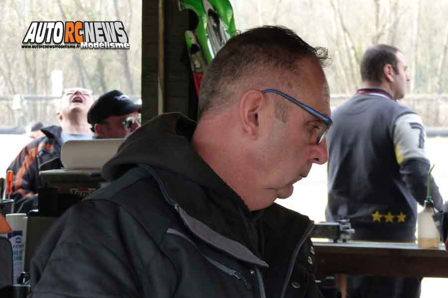 reportage 1ère cf piste 1/8 classique à grenoble club racg les 11 et 12 mars 2017.
