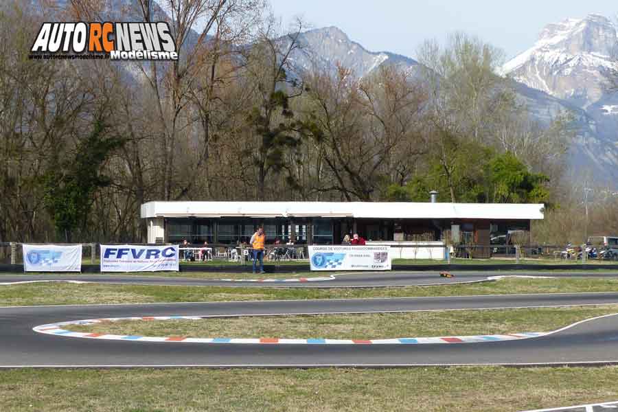 reportage 1ère cf piste 1/8 classique à grenoble club racg les 11 et 12 mars 2017.