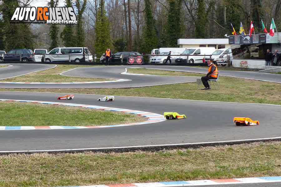 reportage 1ère cf piste 1/8 classique à grenoble club racg les 11 et 12 mars 2017.