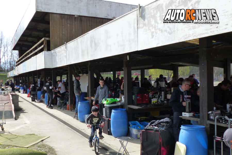 reportage 1ère cf piste 1/8 classique à grenoble club racg les 11 et 12 mars 2017.