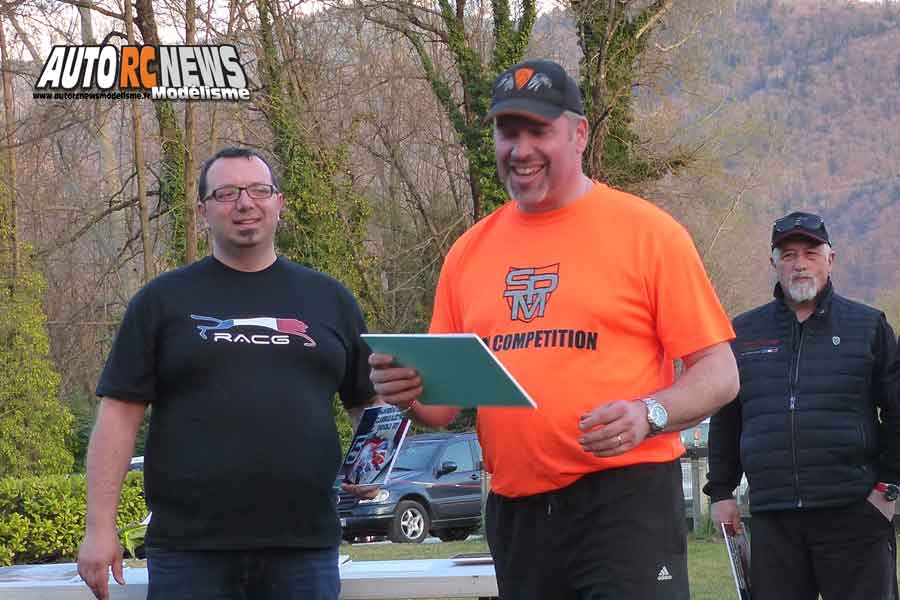 reportage 1ère cf piste 1/8 classique à grenoble club racg les 11 et 12 mars 2017.