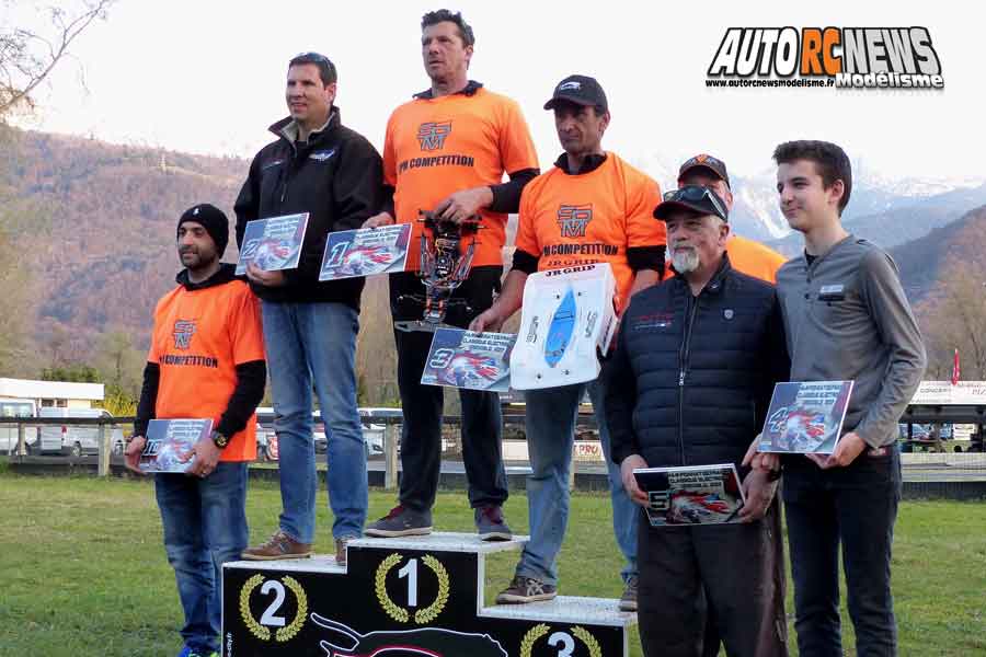 reportage 1ère cf piste 1/8 classique à grenoble club racg les 11 et 12 mars 2017.