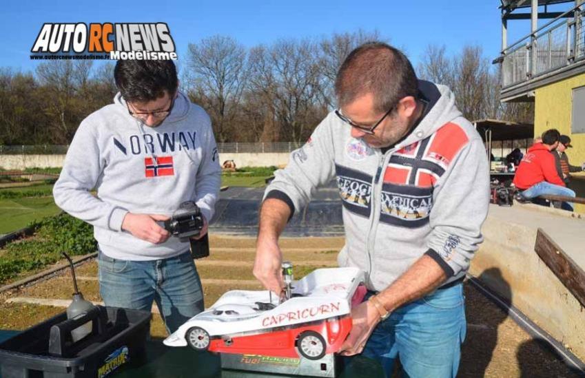 1ère cf piste 1/8ème libre thermique à marseille au club mmm saint menet les 11 et 12 mars 2017.