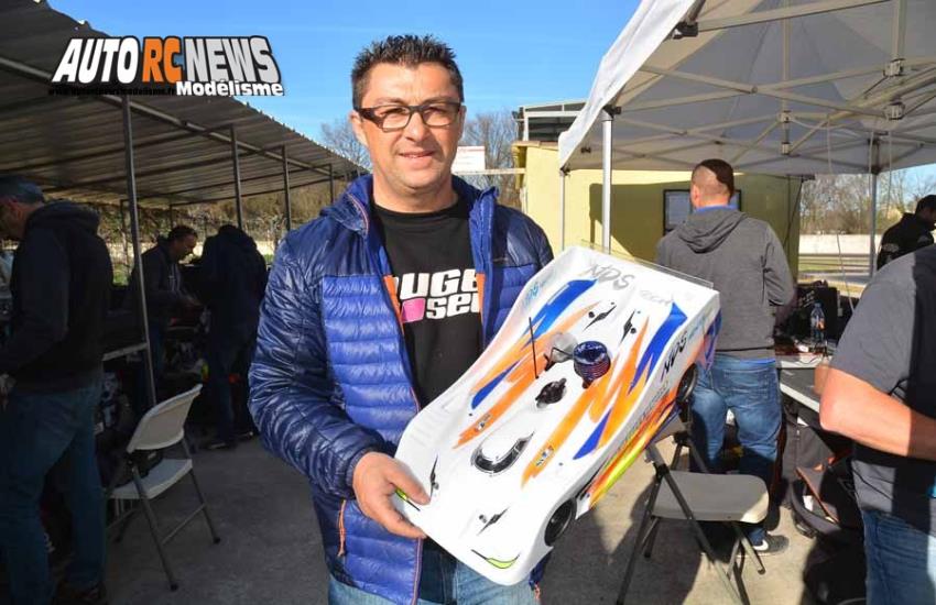 1ère cf piste 1/8ème libre thermique à marseille au club mmm saint menet les 11 et 12 mars 2017.