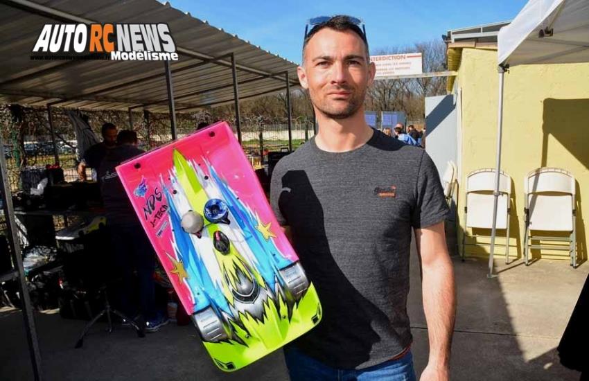 1ère cf piste 1/8ème libre thermique à marseille au club mmm saint menet les 11 et 12 mars 2017.