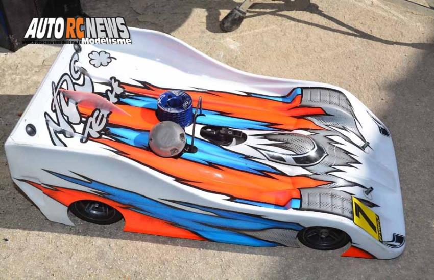 1ère cf piste 1/8ème libre thermique à marseille au club mmm saint menet les 11 et 12 mars 2017.