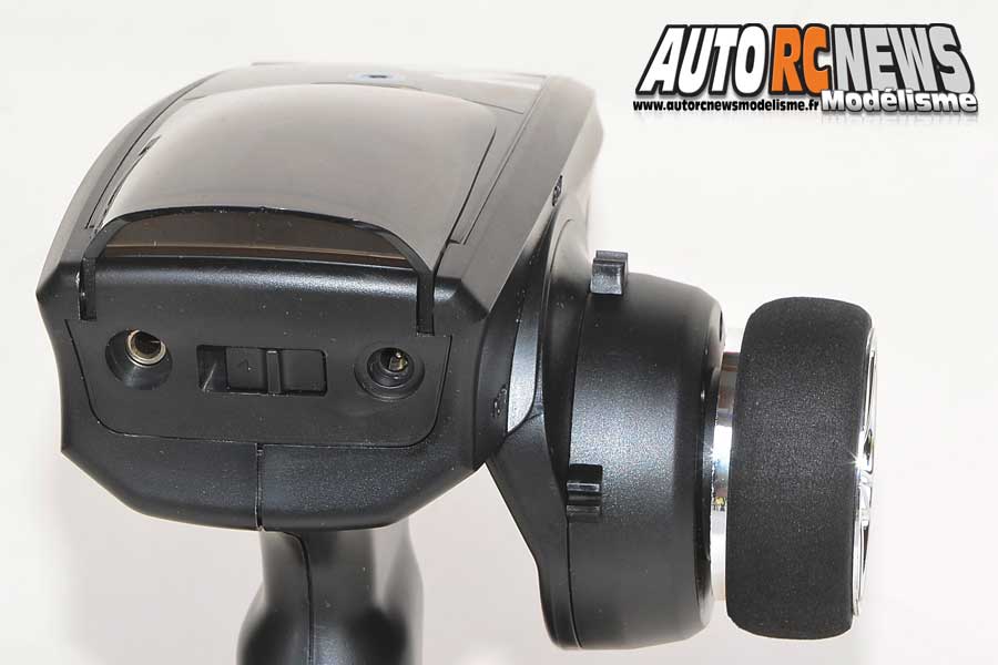 voiture électrique maverick strada dt brushed 1/10 4 x 4 rtr réf : mv12620 distribuée par avio et tiger