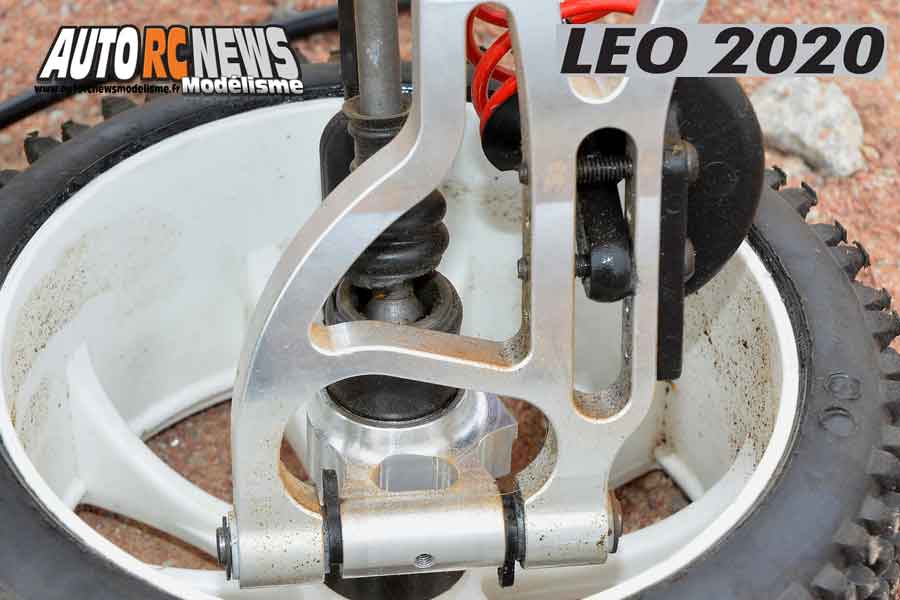 fg leo 2020 tt 1/6 thermique 4 x 4 réf : fg680000 avec nouvelle transmission par cardans distribué par t2m.