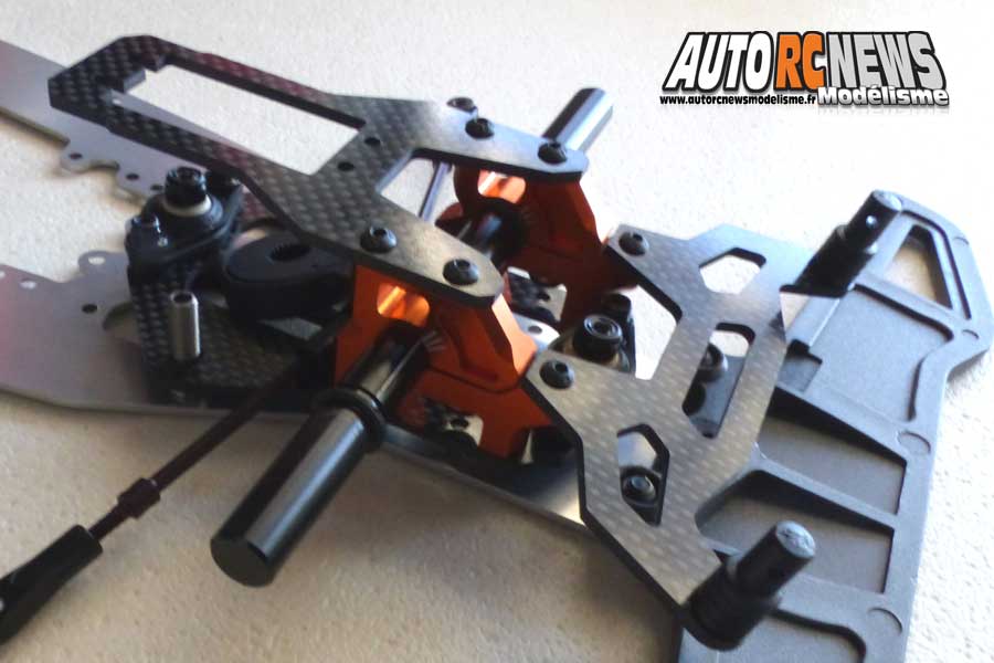 tutoriel de montage de la spm évolution brushless distribuée par spm modélisme à nice.