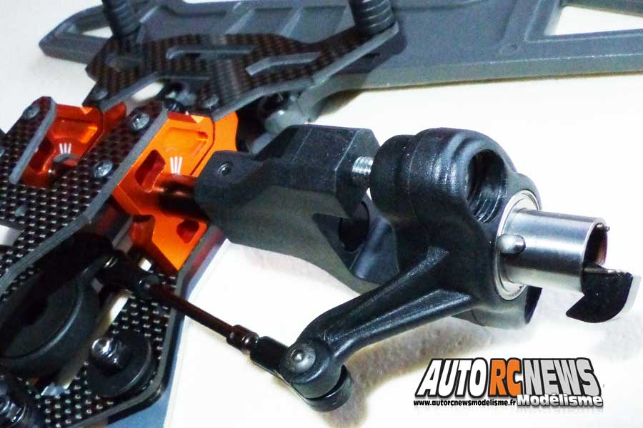 tutoriel de montage de la spm évolution brushless distribuée par spm modélisme à nice.