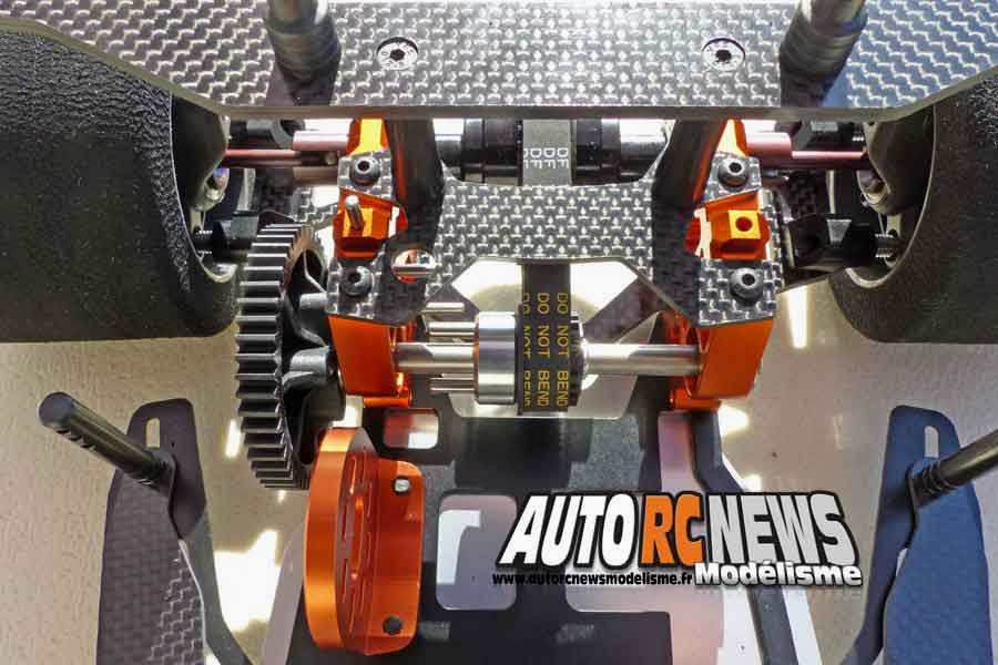 tutoriel de montage de la spm évolution brushless distribuée par spm modélisme à nice.