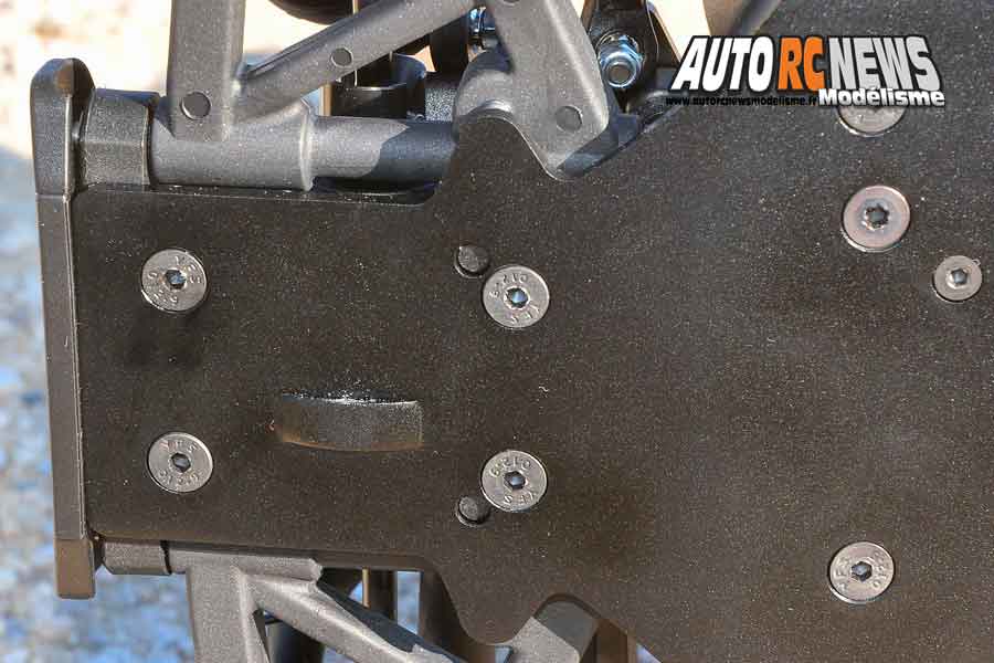 essai t2m pirate 8.6 rtr 1/8 4wd thermique réf : t4793 distribué par t2m à faulquemont