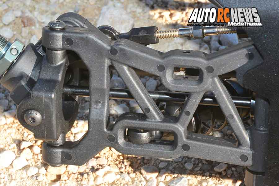 essai t2m pirate 8.6 rtr 1/8 4wd thermique réf : t4793 distribué par t2m à faulquemont