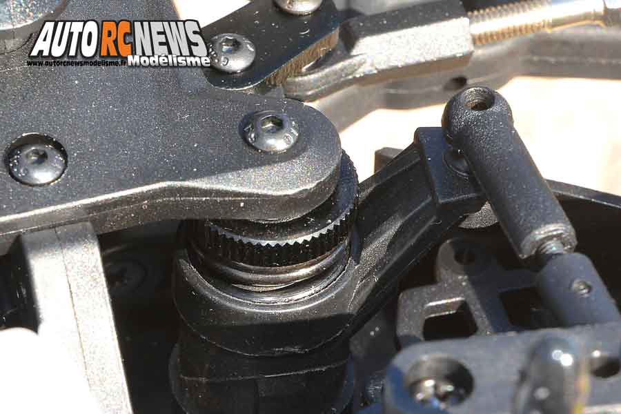essai t2m pirate 8.6 rtr 1/8 4wd thermique réf : t4793 distribué par t2m à faulquemont
