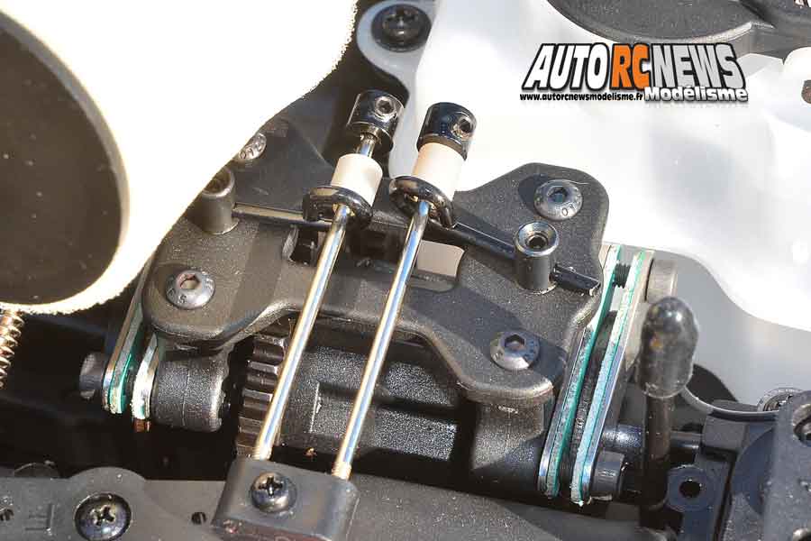 essai t2m pirate 8.6 rtr 1/8 4wd thermique réf : t4793 distribué par t2m à faulquemont