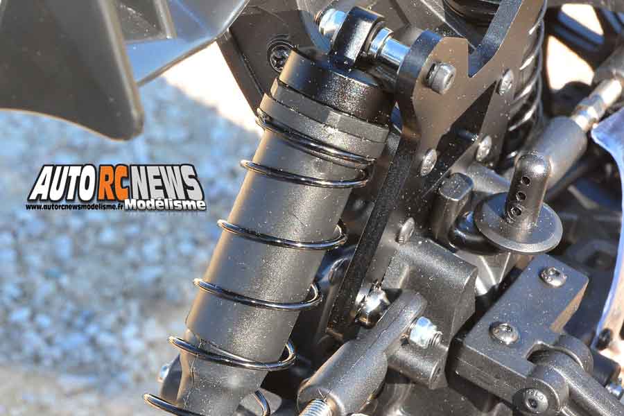 essai t2m pirate 8.6 rtr 1/8 4wd thermique réf : t4793 distribué par t2m à faulquemont