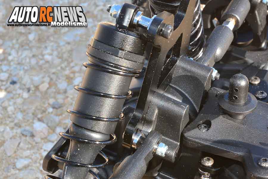 essai t2m pirate 8.6 rtr 1/8 4wd thermique réf : t4793 distribué par t2m à faulquemont