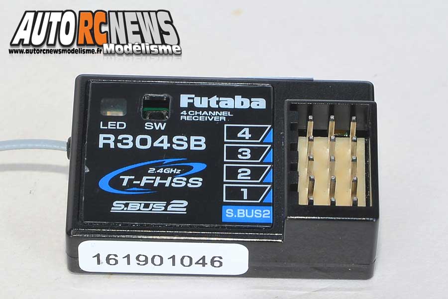 émetteur futaba 4pv en 2,4 ghz + récepteur r304sb réf : 01000030