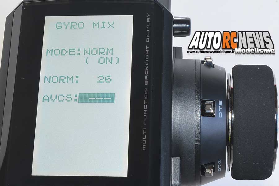émetteur futaba 4pv en 2,4 ghz + récepteur r304sb réf : 01000030