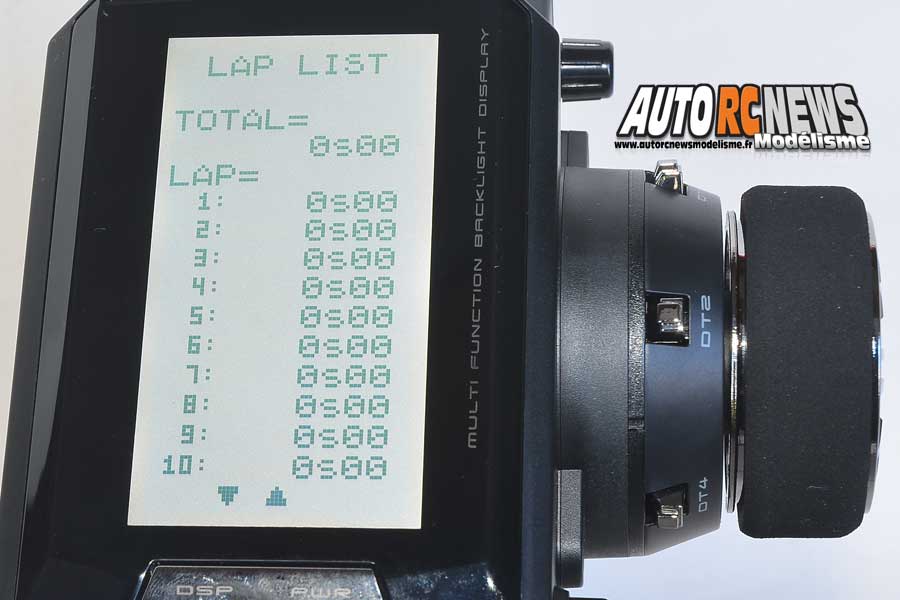 émetteur futaba 4pv en 2,4 ghz + récepteur r304sb réf : 01000030