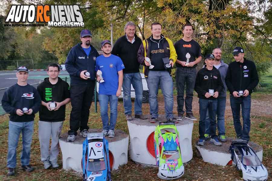 coupe de noël piste 1/5 f1, ff, gt à angoulême club arca16 les 29 et 30 octobre 2016