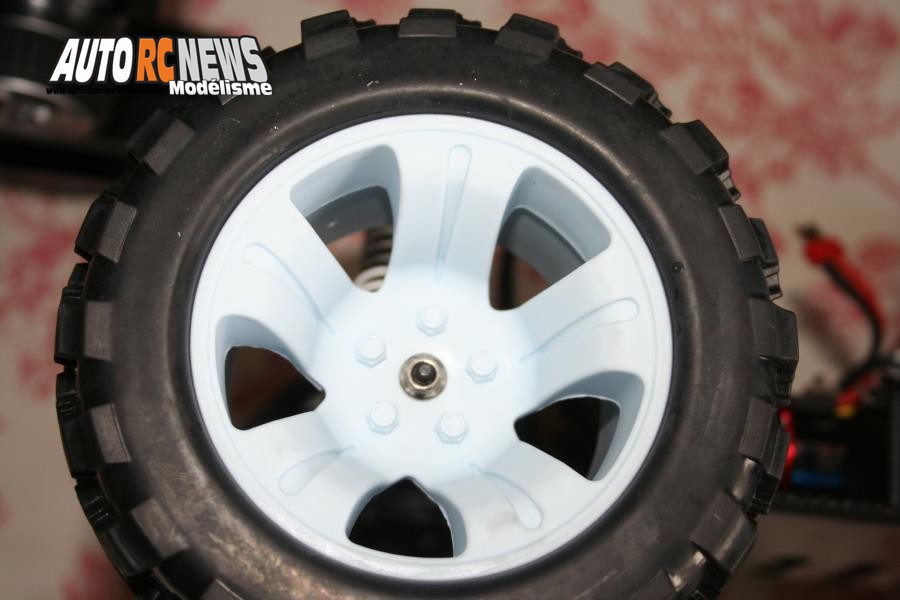 jamara tiger ice bl 4wd réf : 053362 distribué par radiocommande.fr