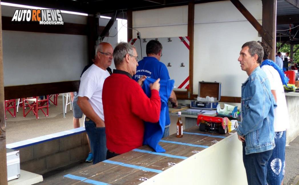 coupe d'europe piste 1/8 classique marmagne carcb et brushless du 01 au 06 août 2016 reportage