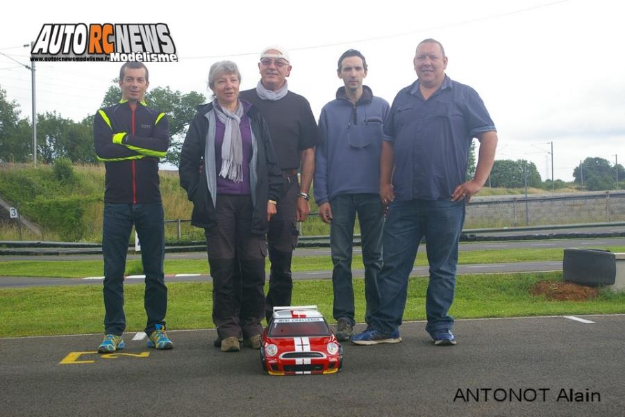 24 heures de besançon piste 1/5ème les 18 et 19 juin 2016 sur la piste du car située route de besançon 25410 à pouilley français.