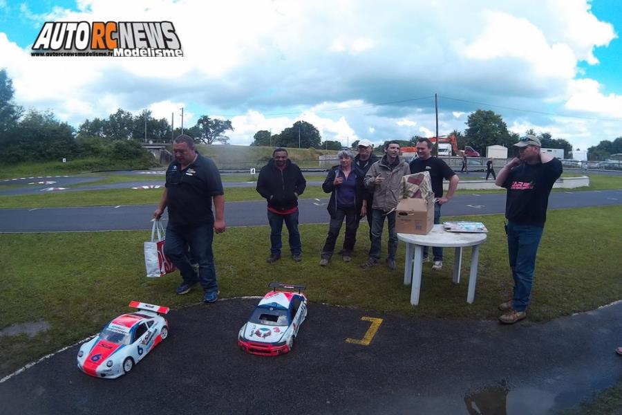 24 heures de besançon piste 1/5ème les 18 et 19 juin 2016 sur la piste du car située route de besançon 25410 à pouilley français.