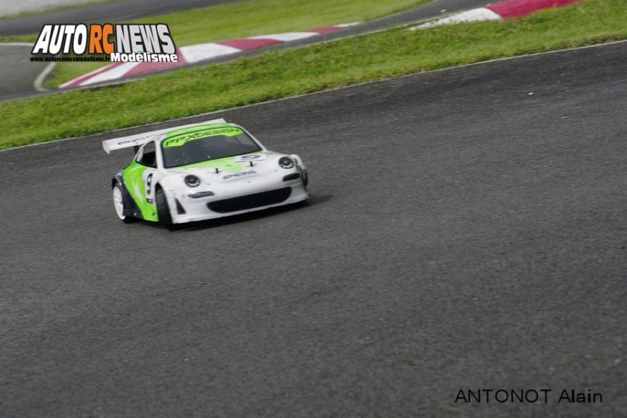 24 heures de besançon piste 1/5ème les 18 et 19 juin 2016 sur la piste du car située route de besançon 25410 à pouilley français.