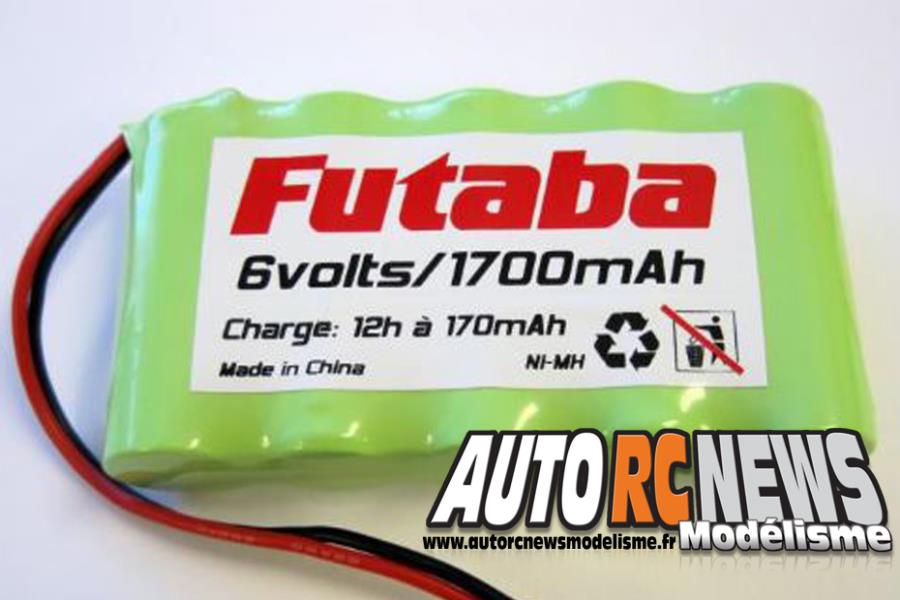 radio futaba 3pv en 2,4 ghz réf : 01000013 distribuée par avio et tiger