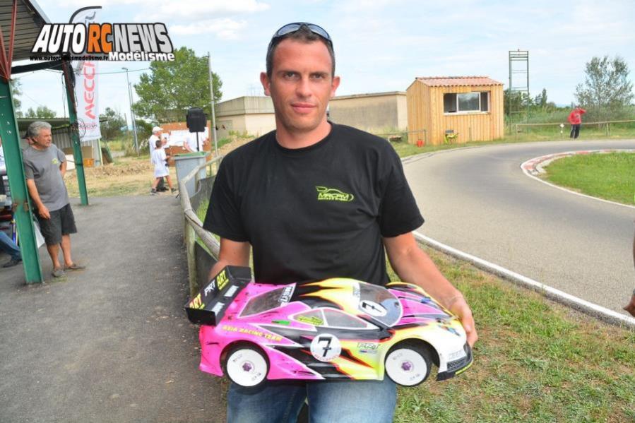 reportage finale du mini racing tour de provence à monteux au club amac le 11 juin 2016 circuit jean nougier.