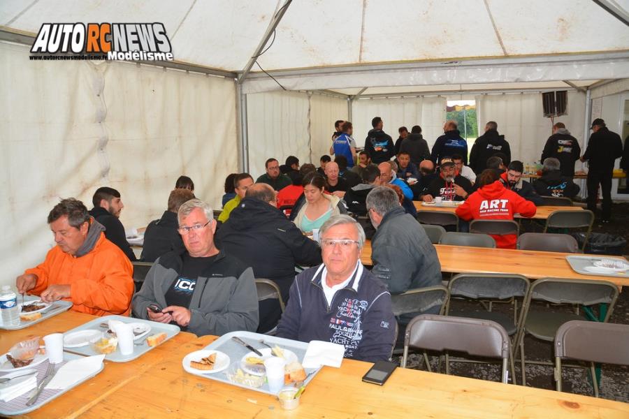 reportage 3ème cf piste 1/8 élite et national à mâcon camm circuit alexandre quillien les 11 et 12 juin 2016.