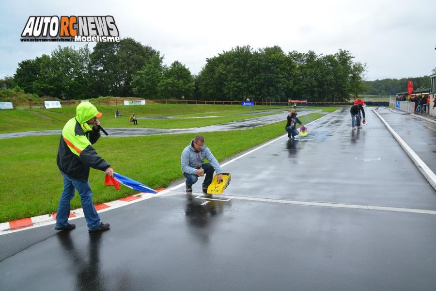 reportage 3ème cf piste 1/8 élite et national à mâcon camm circuit alexandre quillien les 11 et 12 juin 2016.