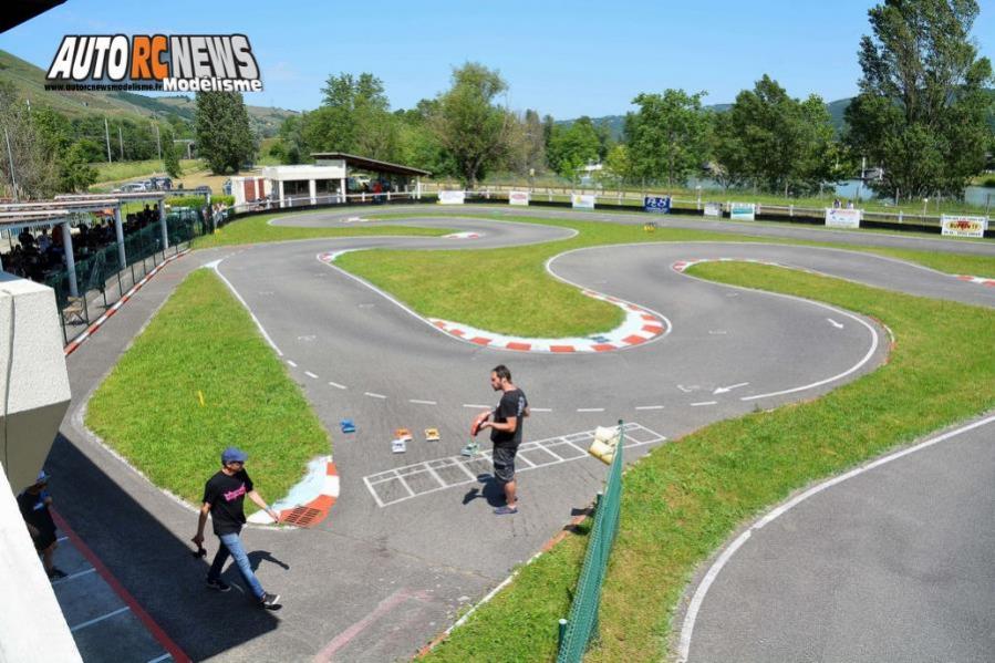 reportage 3ème cf piste 1/10 électrique ampuis amca circuit de chavaillon les 28 et 29 mai 2016