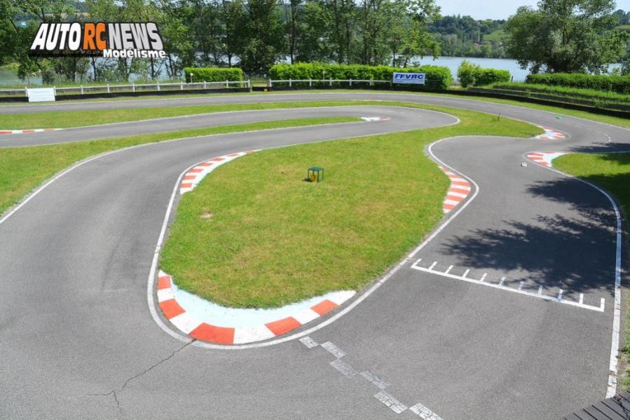 reportage 3ème cf piste 1/10 électrique ampuis amca circuit de chavaillon les 28 et 29 mai 2016