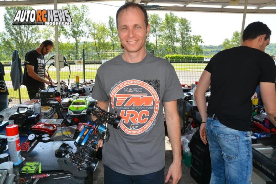 reportage 3ème cf piste 1/10 électrique ampuis amca circuit de chavaillon les 28 et 29 mai 2016