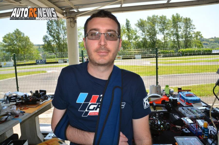 reportage 3ème cf piste 1/10 électrique ampuis amca circuit de chavaillon les 28 et 29 mai 2016