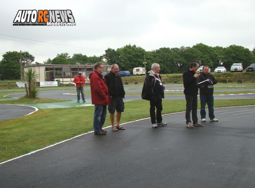 reportage 3ère cf piste 1/5ème hanvec tourisme elite, national et f1 club amco les 21 et 22 Mai 2016