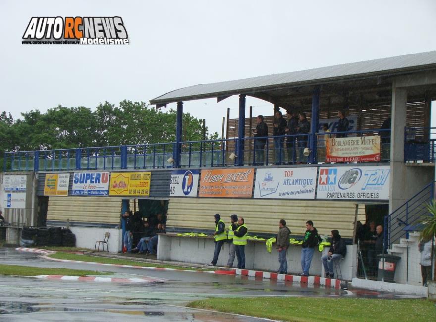 reportage 3ère cf piste 1/5ème hanvec tourisme elite, national et f1 club amco les 21 et 22 Mai 2016
