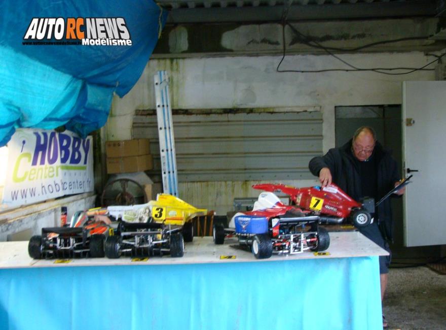 reportage 3ère cf piste 1/5ème hanvec tourisme elite, national et f1 club amco les 21 et 22 Mai 2016