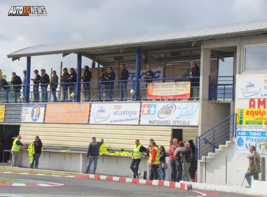 reportage 3ère cf piste 1/5ème hanvec tourisme elite, national et f1 club amco les 21 et 22 Mai 2016