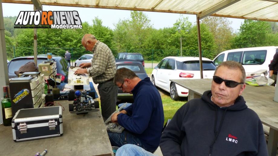 reportage 4ème cf piste 1/8ème classique louviers club larcc val de reuil les 14 et 15 mai 2016.