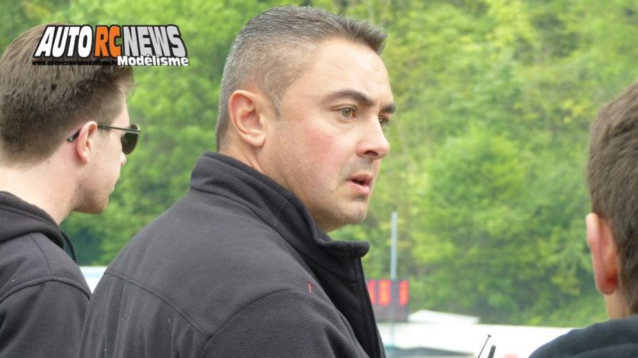 reportage 4ème cf piste 1/8ème classique louviers club larcc val de reuil les 14 et 15 mai 2016.