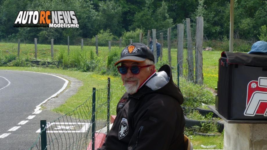 reportage 4ème cf piste 1/8ème classique louviers club larcc val de reuil les 14 et 15 mai 2016.