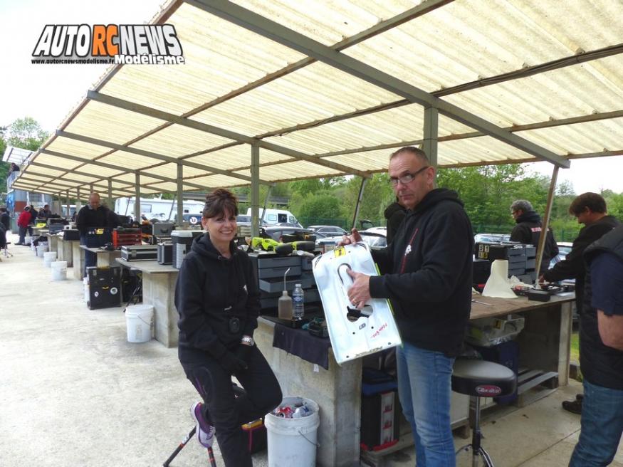 reportage 4ème cf piste 1/8ème classique louviers club larcc val de reuil les 14 et 15 mai 2016.