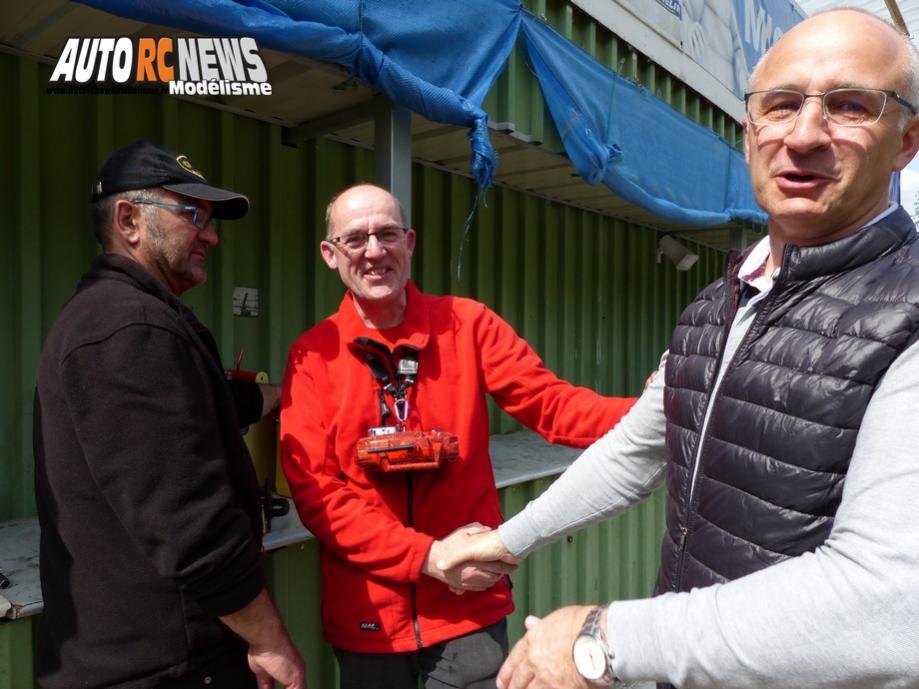 reportage 4ème cf piste 1/8ème classique louviers club larcc val de reuil les 14 et 15 mai 2016.