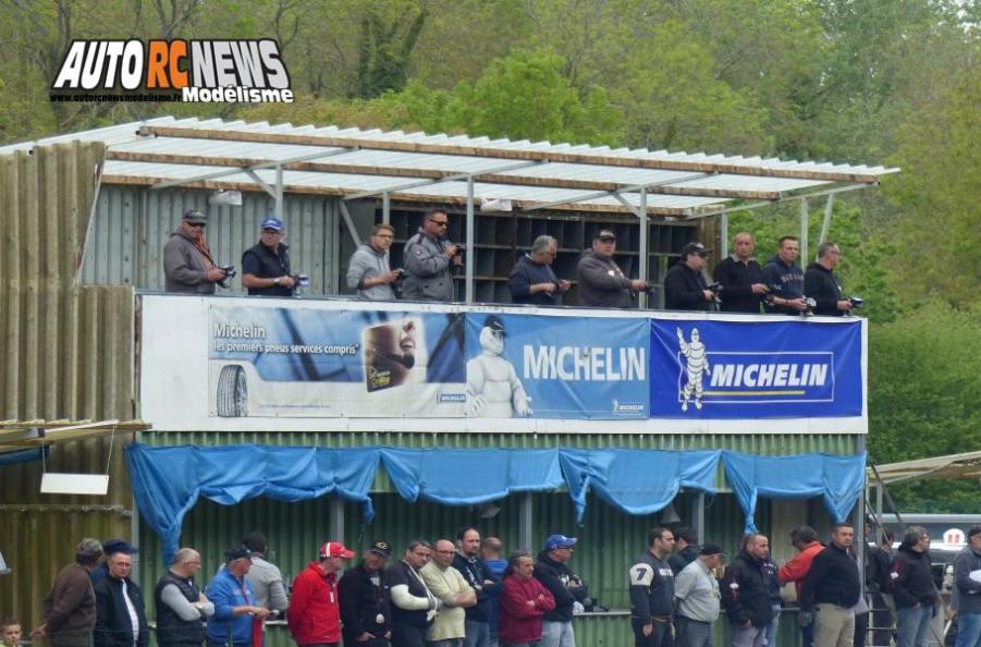 reportage 4ème cf piste 1/8ème classique louviers club larcc val de reuil les 14 et 15 mai 2016.