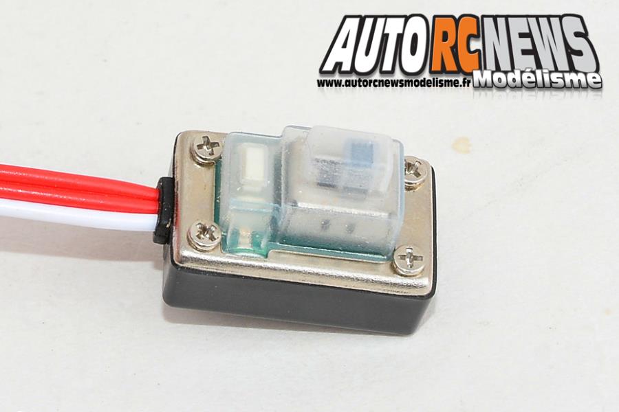 combo konect brushless 1/8 150 ampères wp + moteur 4 pôles 2050 kv distribué par imodel