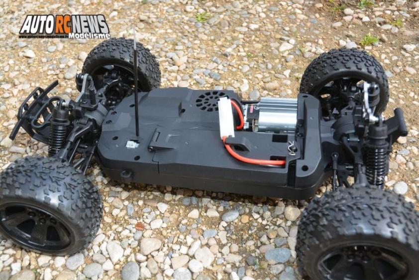 essai absima sand buggy asb1 4 wd réf : 12203 distribué par gvp racing.